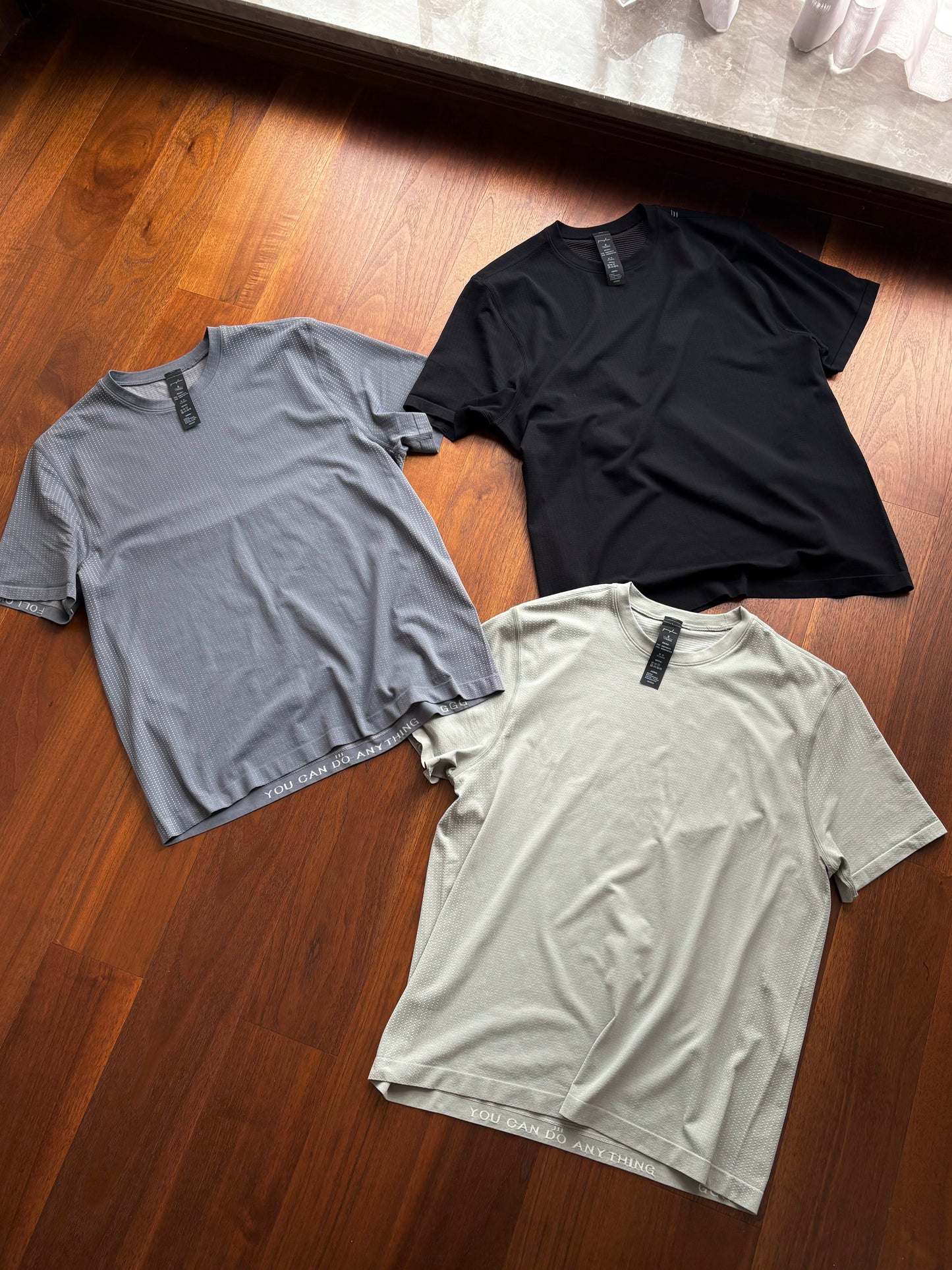 MVT relaxed fit short sleeve shirt with blue green and black