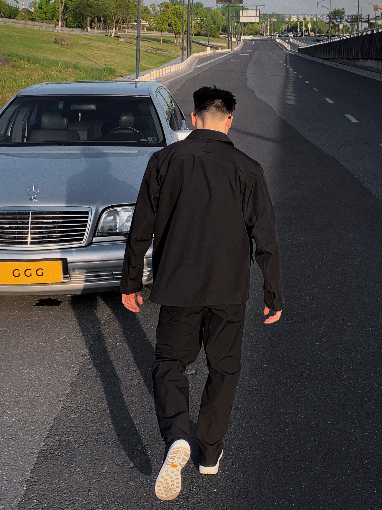 mion jacket Lightweight fabric with a cotton-linen texture