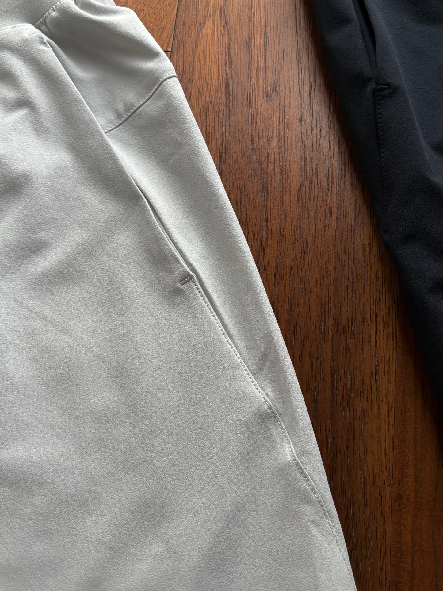 zeroed in shorts Side zippered pocket