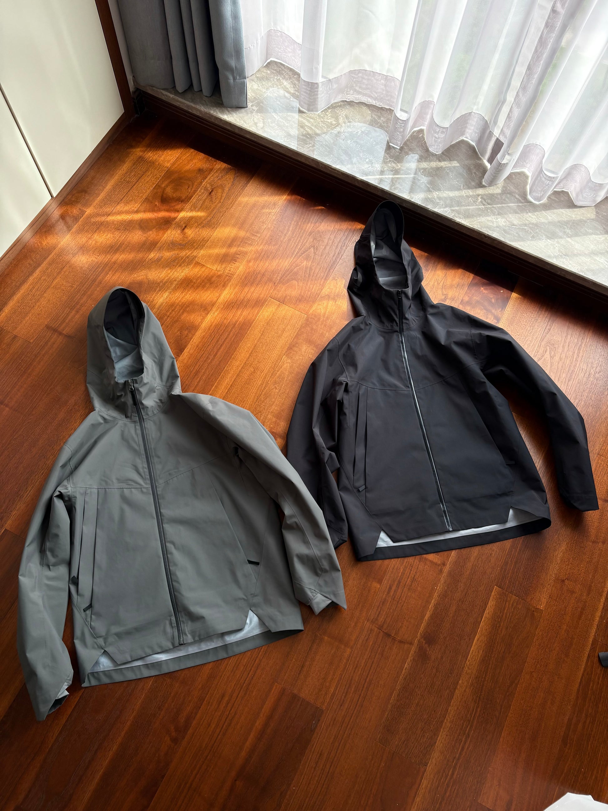 gggcomplex aris jacket with green and black color 