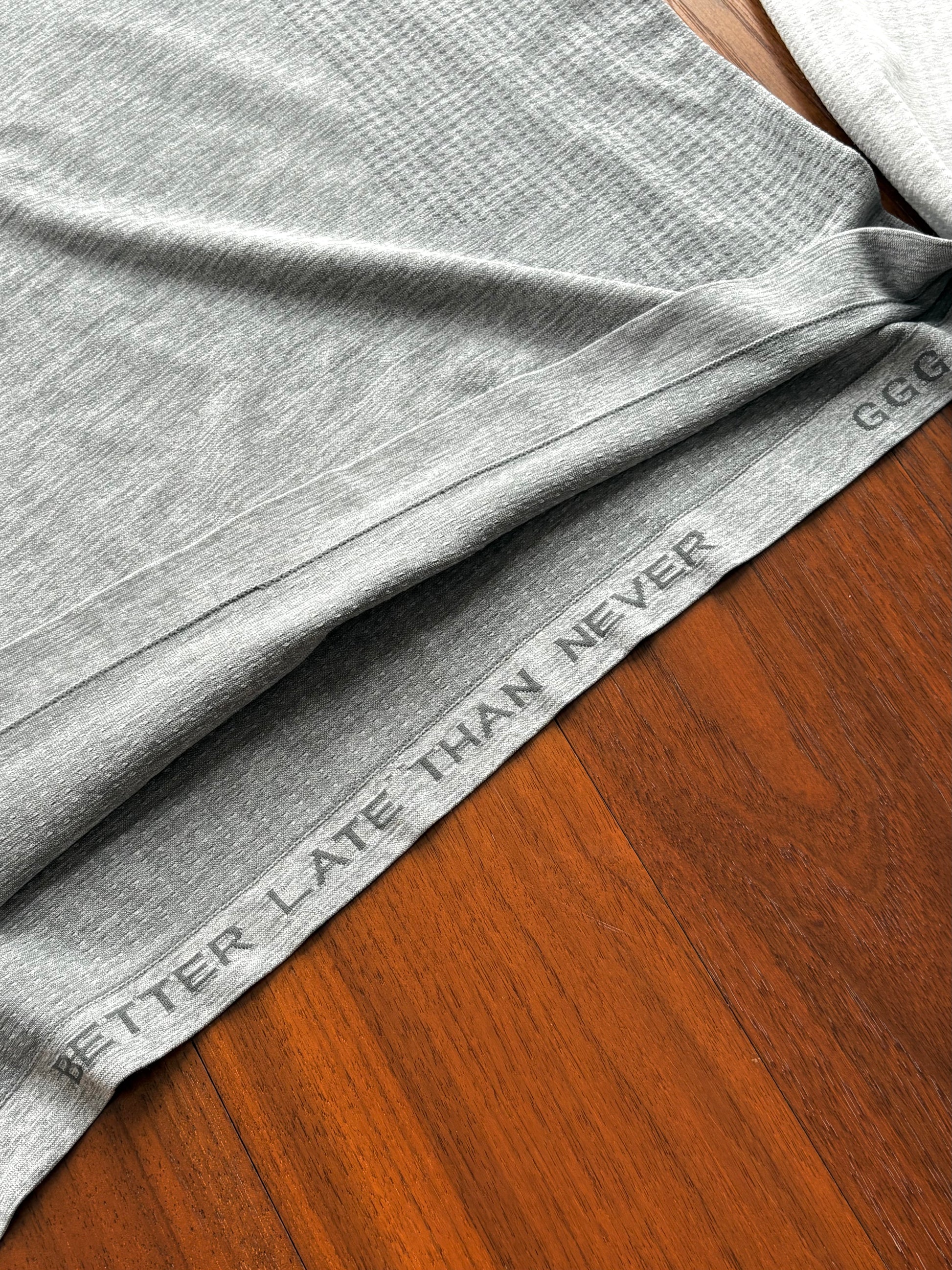 mvt sleeveless shirt with slogan