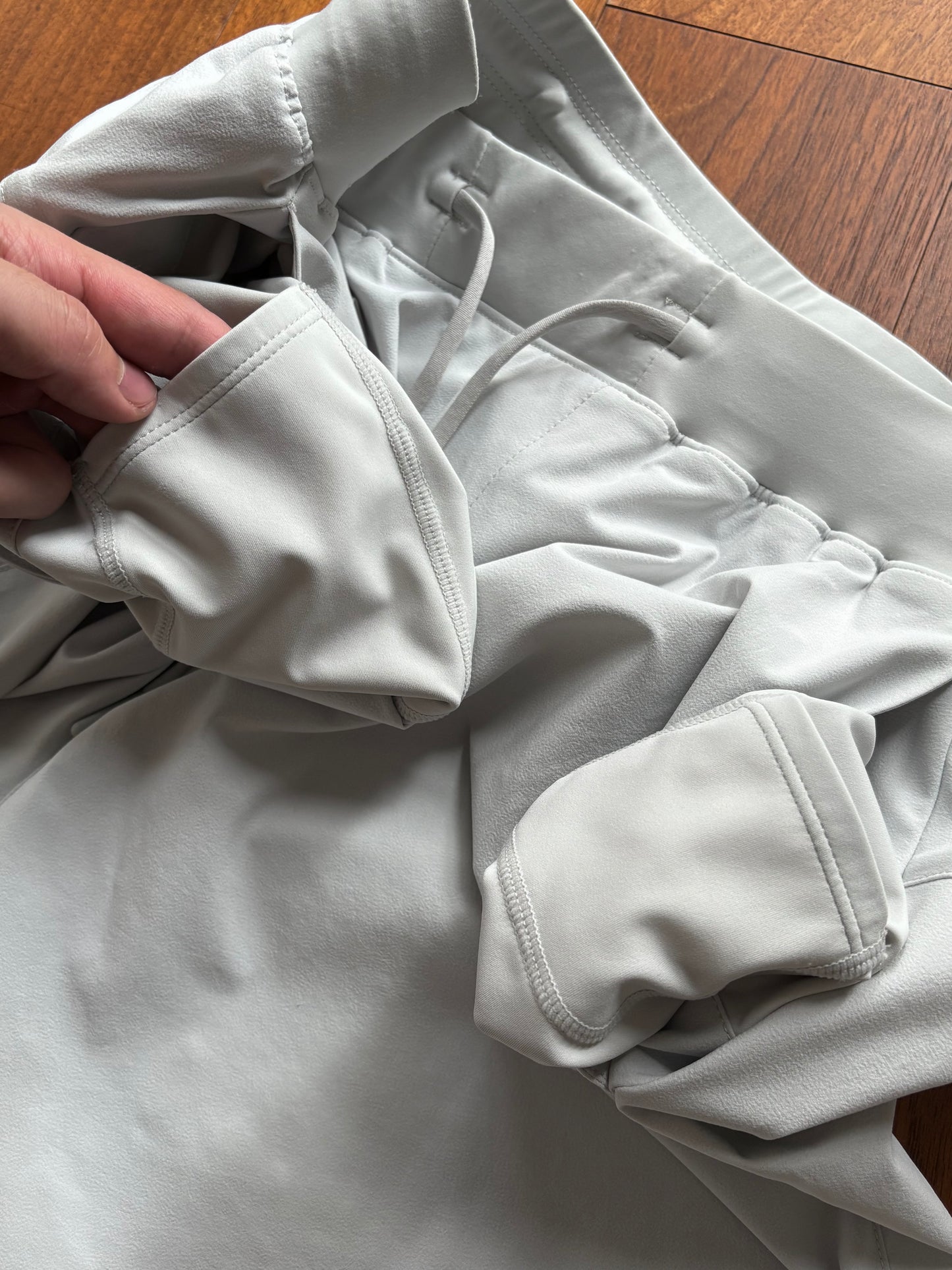 zeroed in shorts Pockets with hidden coin and phone